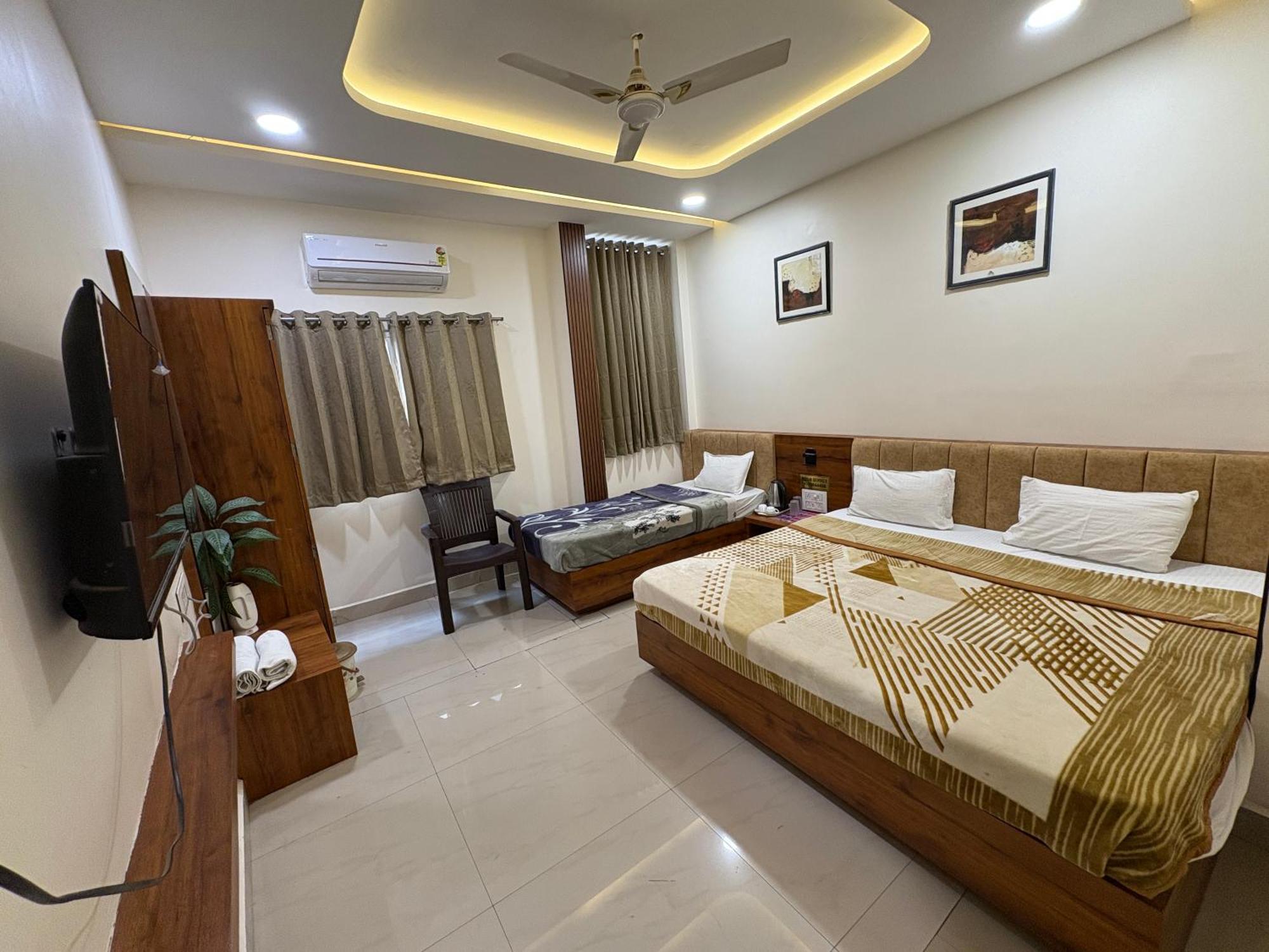 Hotel Anantshree Удджайн Екстер'єр фото